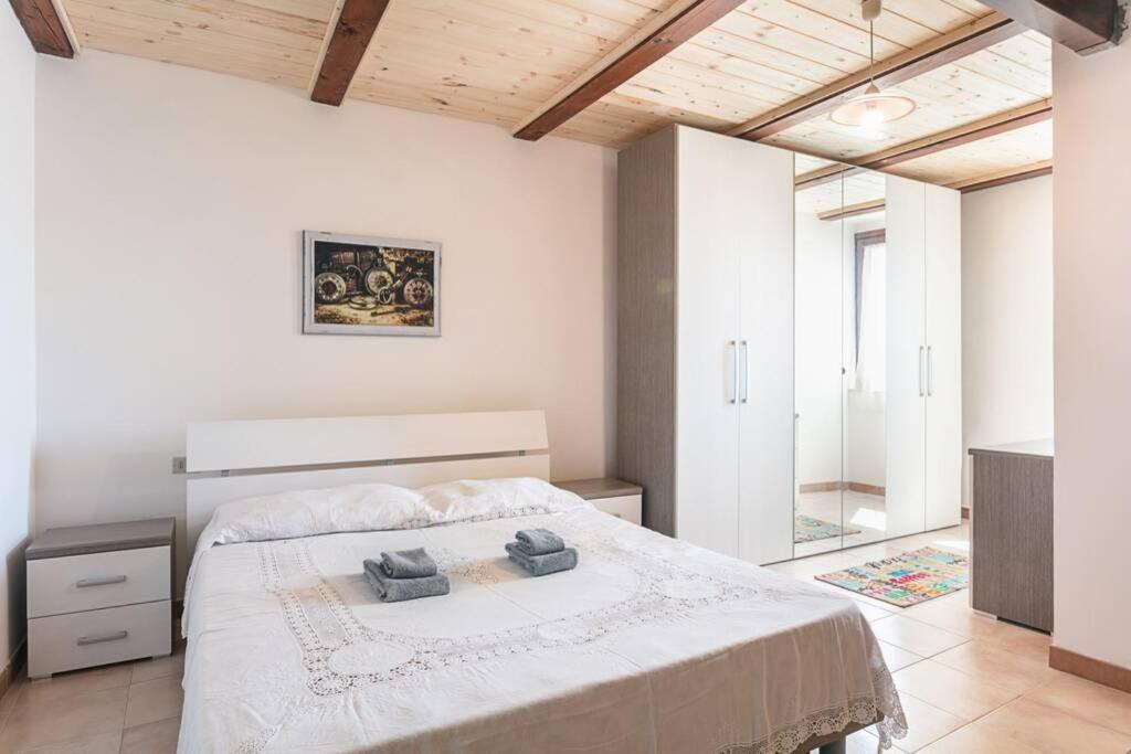 Roman Ruins - Elegant Apartment Olbia Exterior photo